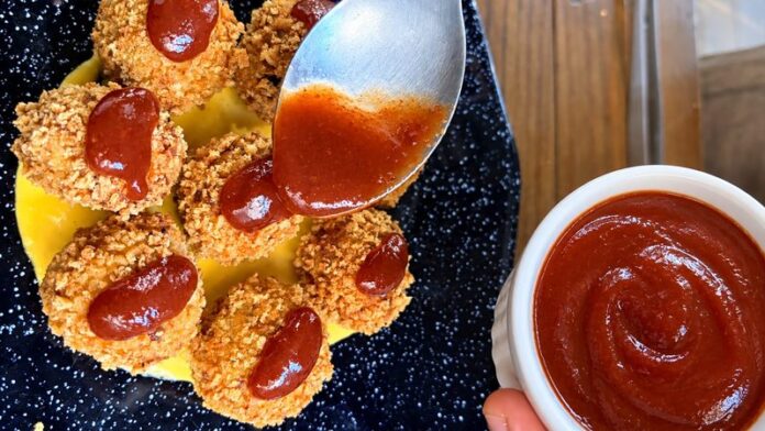 Chef Rodrigo Aragão ensina a fazer ketchup de goiabada Pindorama