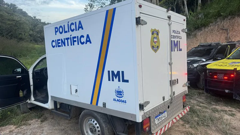 Corpo é encontrado com três perfurações na cabeça em área de mata, na Santa Lúcia