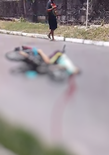 Jovem é cercado por motociclistas e morto a tiros em Maceió