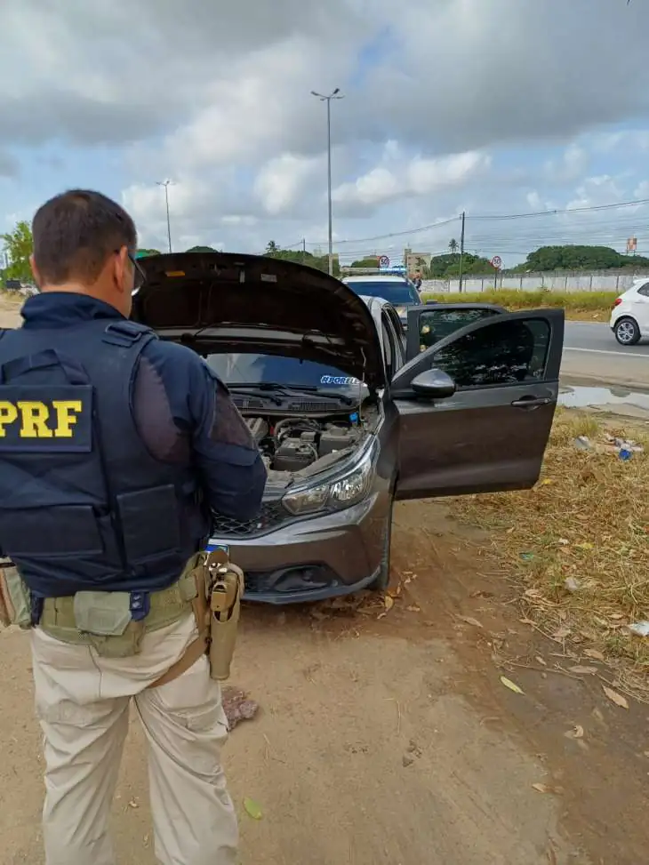 PRF prende homem por receptação e adulteração em Rio Largo